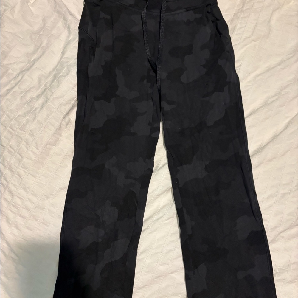 Black Camo lululemon joggers